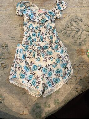 Girls Floral Pom-Trim Shorts in Blue and White size 4/5T